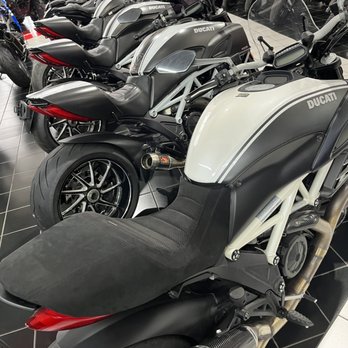 V1 Moto - Used diavel lineup - Motorcycle Dealers Near Me - Houston, Texas V1 Moto - Used diavel lineup - Motorcycle Dealers Near Me - Houston, Texas