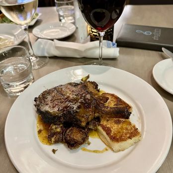 Rhythm On Monroe - Pork chops with honey Dijon glaze - American Near Me - Huntsville, Alabama