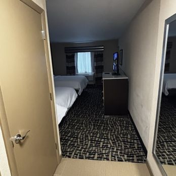 Holiday Inn - Poughkeepsie - Hotels Near Me - Poughkeepsie, New York Holiday Inn - Poughkeepsie - Hotels Near Me - Poughkeepsie, New York