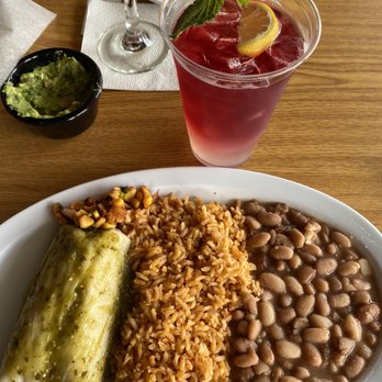 CDT Cocina - Chicken tomatillo tamale with rice and beans, agua fresca - Mexican Near Me - Fresno, California CDT Cocina - Chicken tomatillo tamale with rice and beans, agua fresca - Mexican Near Me - Fresno, California