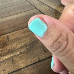 Nails Plus
