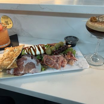 Mangoni - Watermelon margarita, charcuterie board and espresso martini - Pizza Near Me - Winter Garden, Florida