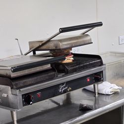 Ellie's Deli - Toasted sandwich