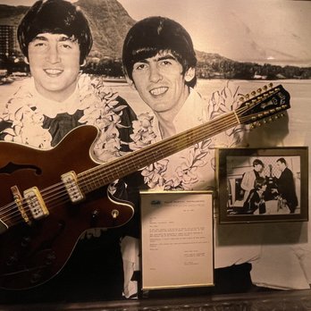 Hard Rock Cafe - Swag!! - Burgers Near Me - Honolulu, Hawaii
