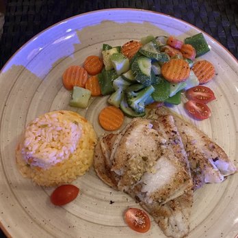 Stingray - Filet of grilled fish (bass) with garlic. My favourite one in Quintana Roo!! - Seafood Near Me - Isla Mujeres, ROO Stingray - Filet of grilled fish (bass) with garlic. My favourite one in Quintana Roo!! - Seafood Near Me - Isla Mujeres, ROO