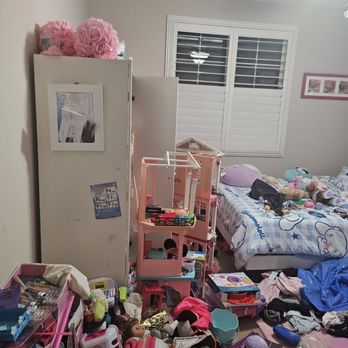 Klein & Shine - Child's room before - Home Cleaning Near Me