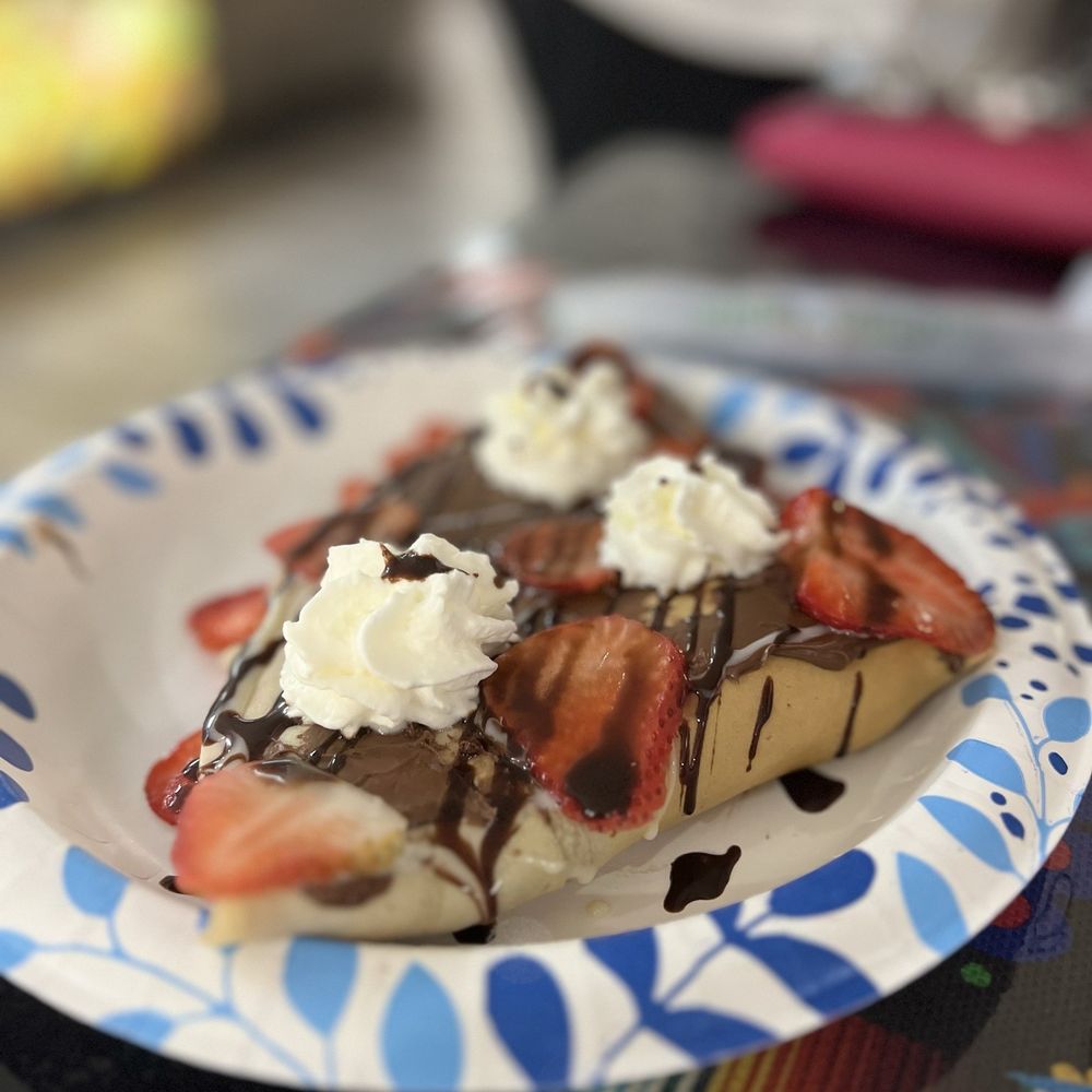 Crepe with Nutella and Strawberries Crepe with Nutella and Strawberries