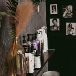 Nubu Beauty & Barber Lounge