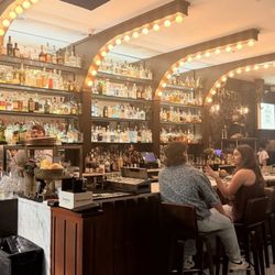 Pigeon and Whale - Lengthy bar