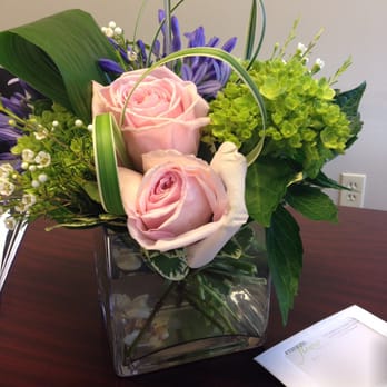 Franklin Flower & Gift Gallery - Kathy made an arrangement that smells even more beautiful than it looks. Thank you Kathy!! - Florists Near Me - Nashville, Tennessee
