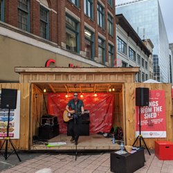 Sparks Street Mall - Local performer