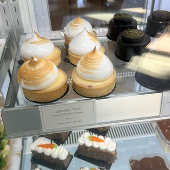 Honey Cup - Bakery Case - Sandwiches Near Me - Thousand Oaks, California