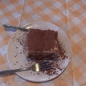 Bocci's on 7th - Classic Tiramisu - Italian Near Me - Portland, Oregon