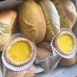 BBQ Pork Pineapple Bun, Red Bean Pineapple Bun, Hot Dog Bun, Egg Tart, Sponge Cake BBQ Pork Pineapple Bun, Red Bean Pineapple Bun, Hot Dog Bun, Egg Tart, Sponge Cake