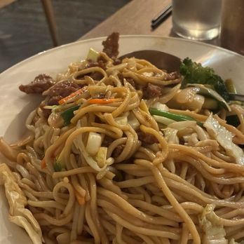 Shang Noodle - Chicago - House Chow Mein - Chinese Near Me - Chicago, Illinois Shang Noodle - Chicago - House Chow Mein - Chinese Near Me - Chicago, Illinois