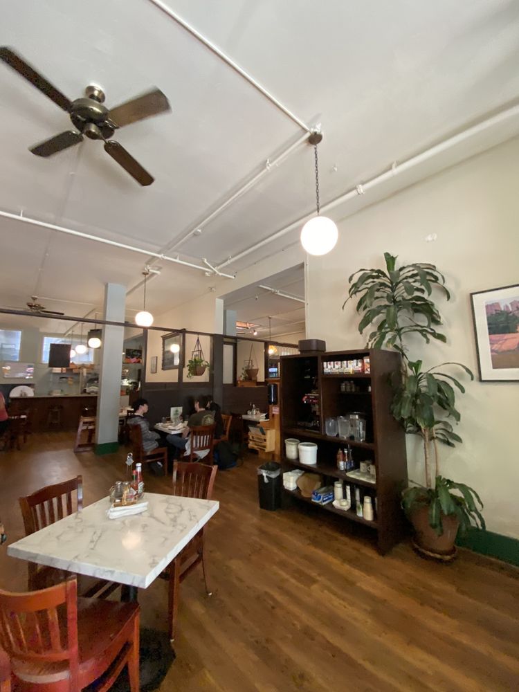 Zachary's Restaurant