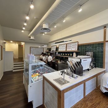 Moment - Cafe View - Gelato Near Me - Philadelphia, Pennsylvania Moment - Cafe View - Gelato Near Me - Philadelphia, Pennsylvania
