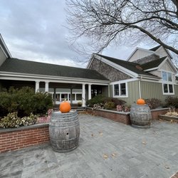 Pellegrini Vineyards - Outside