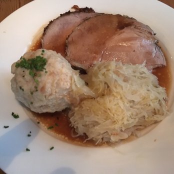 Zirkelwirt am Papagenoplatz - Roast pork, dumpling and Sauerkraut - Austrian Near Me - Salzburg, 5 Zirkelwirt am Papagenoplatz - Roast pork, dumpling and Sauerkraut - Austrian Near Me - Salzburg, 5