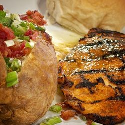 Hungry Hiker Bar & Grill - Salmon