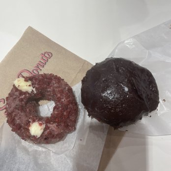 Stan's Donuts & Coffee - Donuts Near Me - Chicago, Illinois