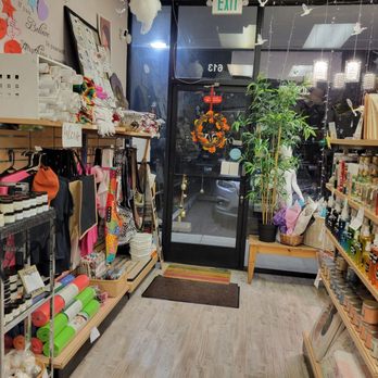Crystal Vibez - Gift Shops Near Me - Sacramento, California Crystal Vibez - Gift Shops Near Me - Sacramento, California