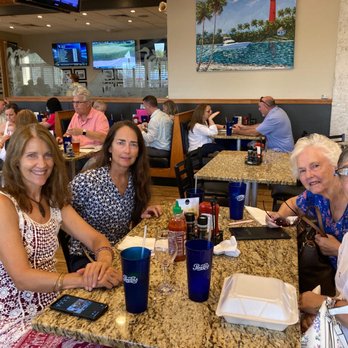 Old Florida Bar & Grill - Inside dining - Seafood Near Me - Jupiter, Florida Old Florida Bar & Grill - Inside dining - Seafood Near Me - Jupiter, Florida