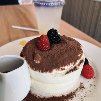 Fluffy Fluffy - Desserts Near Me - Frisco, Texas