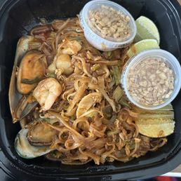 Seafood Pad Thai Seafood Pad Thai