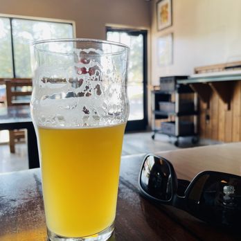 Donner Creek Brewing - Refreshing - Cideries Near Me - Truckee, California