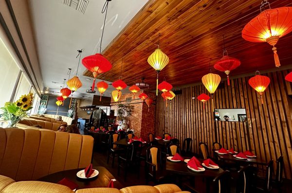 Mandarin House by null