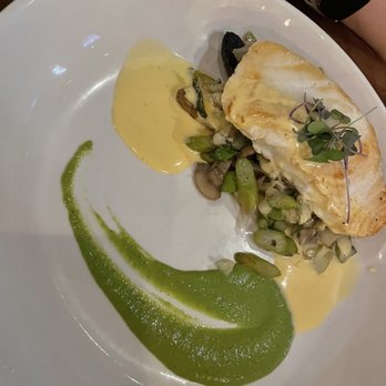 1932 Reserve - Sea bass, fingerling potatoes, asparagus, mushrooms and cauliflower with hollandaise and poblano cream - New American Near Me - Osage Beach, Missouri 1932 Reserve - Sea bass, fingerling potatoes, asparagus, mushrooms and cauliflower with hollandaise and poblano cream - New American Near Me - Osage Beach, Missouri