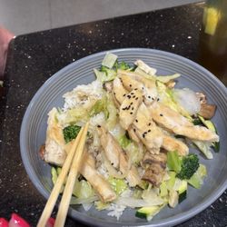 Blue Ocean Japanese Restaurant - Chicken bowl.