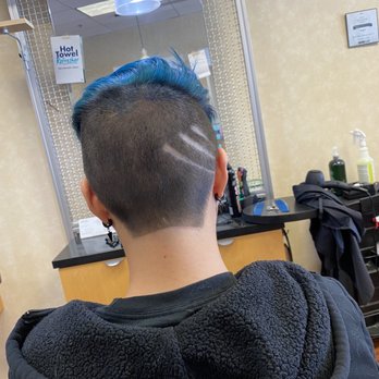 Supercuts - Back side - Hair Salons Near Me - WALNUT CREEK, California Supercuts - Back side - Hair Salons Near Me - WALNUT CREEK, California