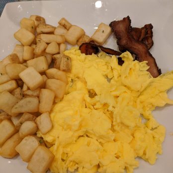 Brunch - Basic breakfast - Breakfast & Brunch Near Me - Milwaukee, Wisconsin Brunch - Basic breakfast - Breakfast & Brunch Near Me - Milwaukee, Wisconsin