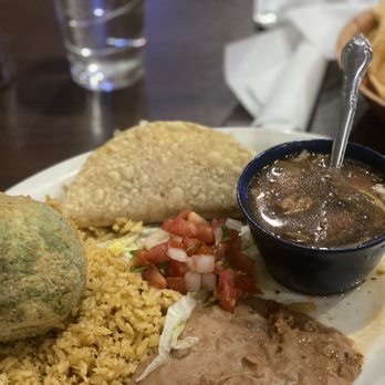 Morelia Mexican Cafe - Beef Fajita Avocado - Mexican Near Me - Elgin, Texas