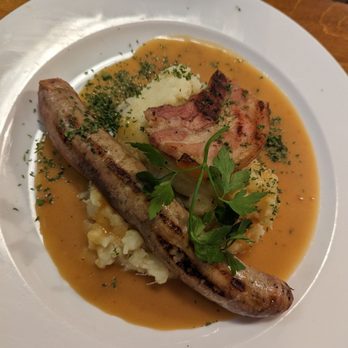 Les Brassins - Stoemp Saucisse - Brasseries Near Me - Ixelles, BRU