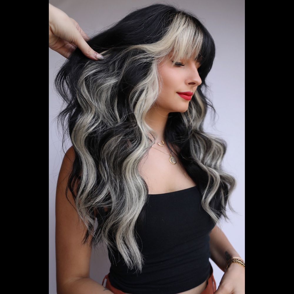 Suite Brittney Eliza Logo