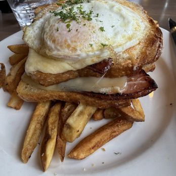 The Black Cat - Croque Madame/Croque Monsieur - New American Near Me - Bellingham, Washington