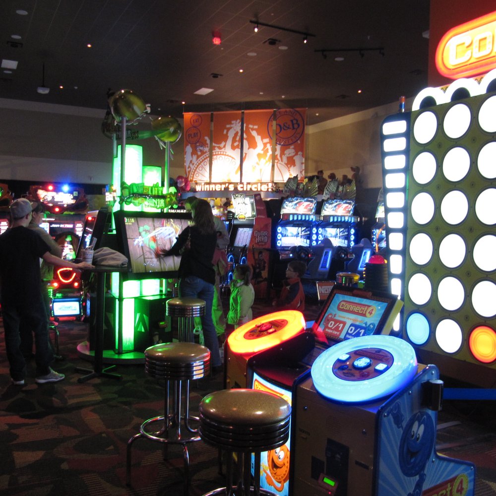 Dave & Buster's Braintree - 3/2012 - Arcades Near Me - Braintree, Massachusetts Dave & Buster's Braintree - 3/2012 - Arcades Near Me - Braintree, Massachusetts