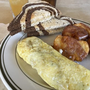 Palace Diner - Breakfast & Brunch Near Me - Biddeford, Maine