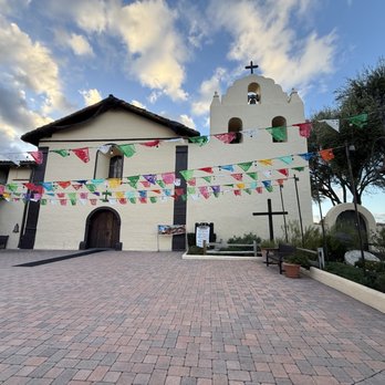 Old Mission Santa Ines - mass - Landmarks & Historical Buildings Near Me - Solvang, California