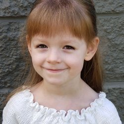 Little Stars Salon - Beautiful bangs