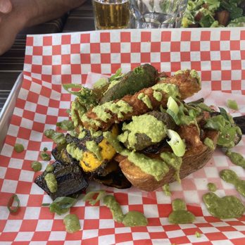 La Patate D'Or - Baked potato, eggplant, peppers, pesto - French Near Me - Quebec, Quebec La Patate D'Or - Baked potato, eggplant, peppers, pesto - French Near Me - Quebec, Quebec