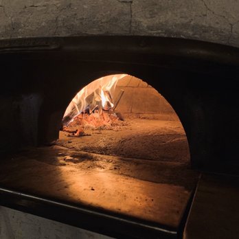 Il Lazzarone - Woodfire oven (2) - Pizza Near Me - Saint Joseph, Missouri
