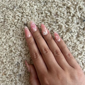 Iconic Nails Studio - Nail Salons Near Me - Los Altos, California Iconic Nails Studio - Nail Salons Near Me - Los Altos, California