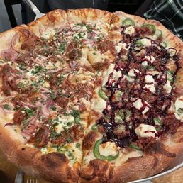 Duck Club Pizza