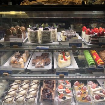 Paris Baguette - Bakeries Near Me - Winter Park, Florida