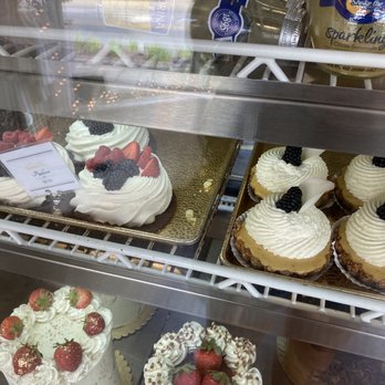 Triple Crown Bakery - Bakeries Near Me - Franklin, Tennessee