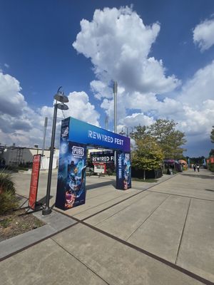 The Momentary by null